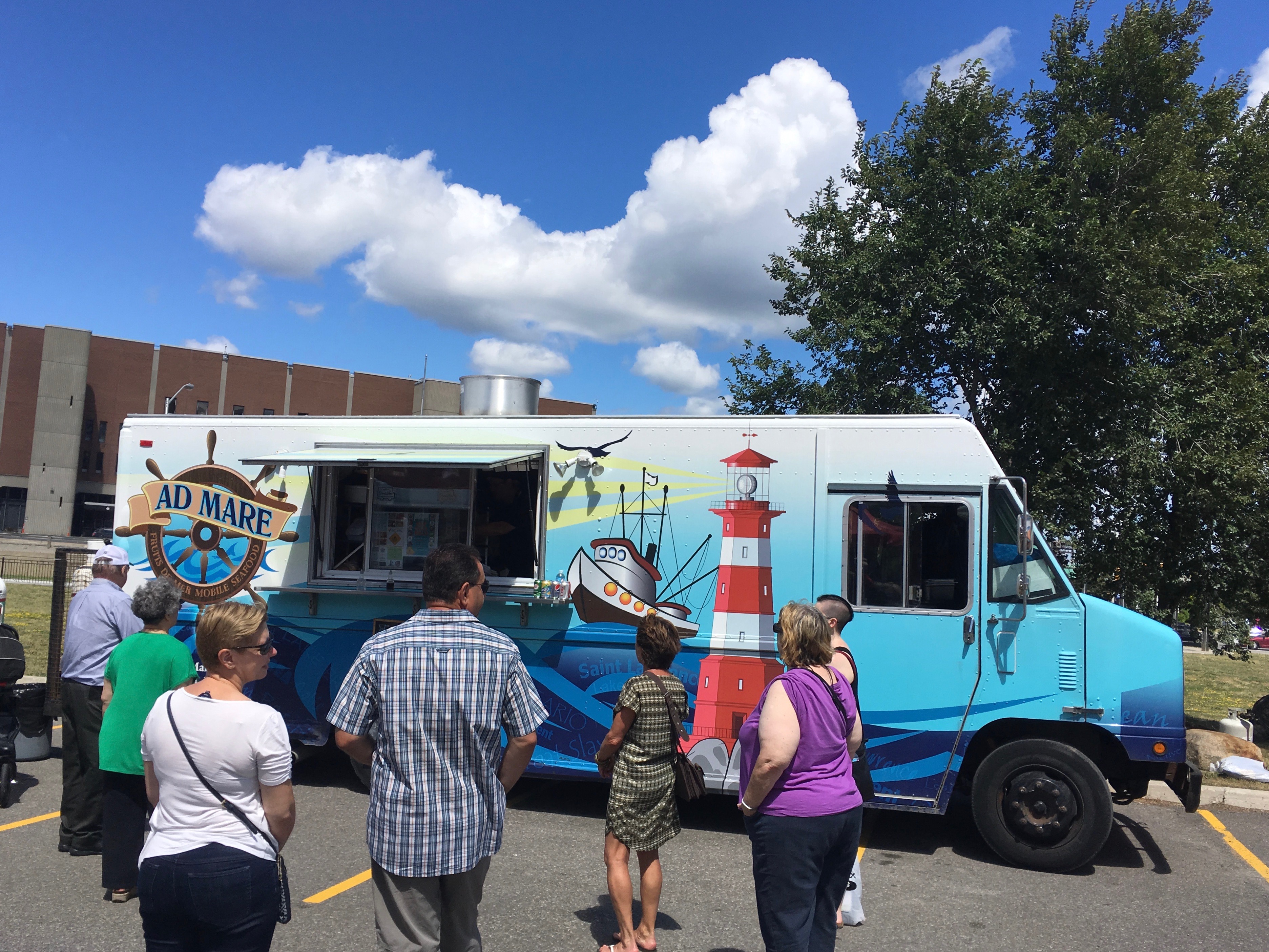 Ad Mare seafood truck